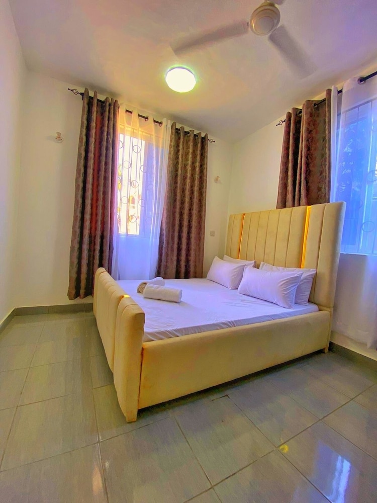Nyali Holiday Apartments Aqua Garden — 4-Star Luxury Hotel in Mombasa, Kenya