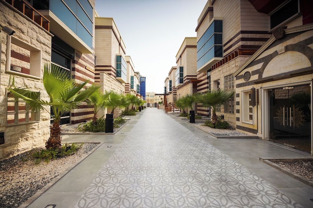 Villaggio Hotel Abu Dhabi — 4-Star Luxury Hotel in Abu Dhabi, United Arab Emirates