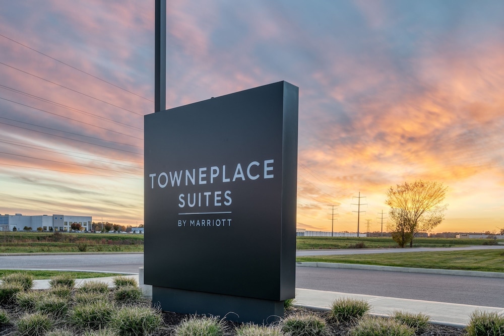 TownePlace Suites by Marriott Indianapolis Airport - photo 59