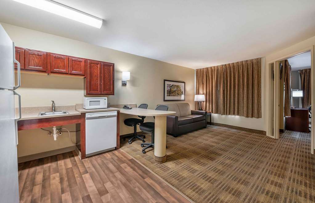 Extended Stay America Suites Indianapolis Northwest I465 - photo 27