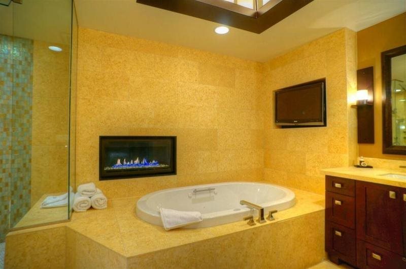 Flagstaff Lodge — 4-Star Luxury Hotel in Bridgeport, United States