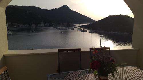 Apartment Zaklopatica — 4-Star Luxury Hotel in Lastovo, Croatia