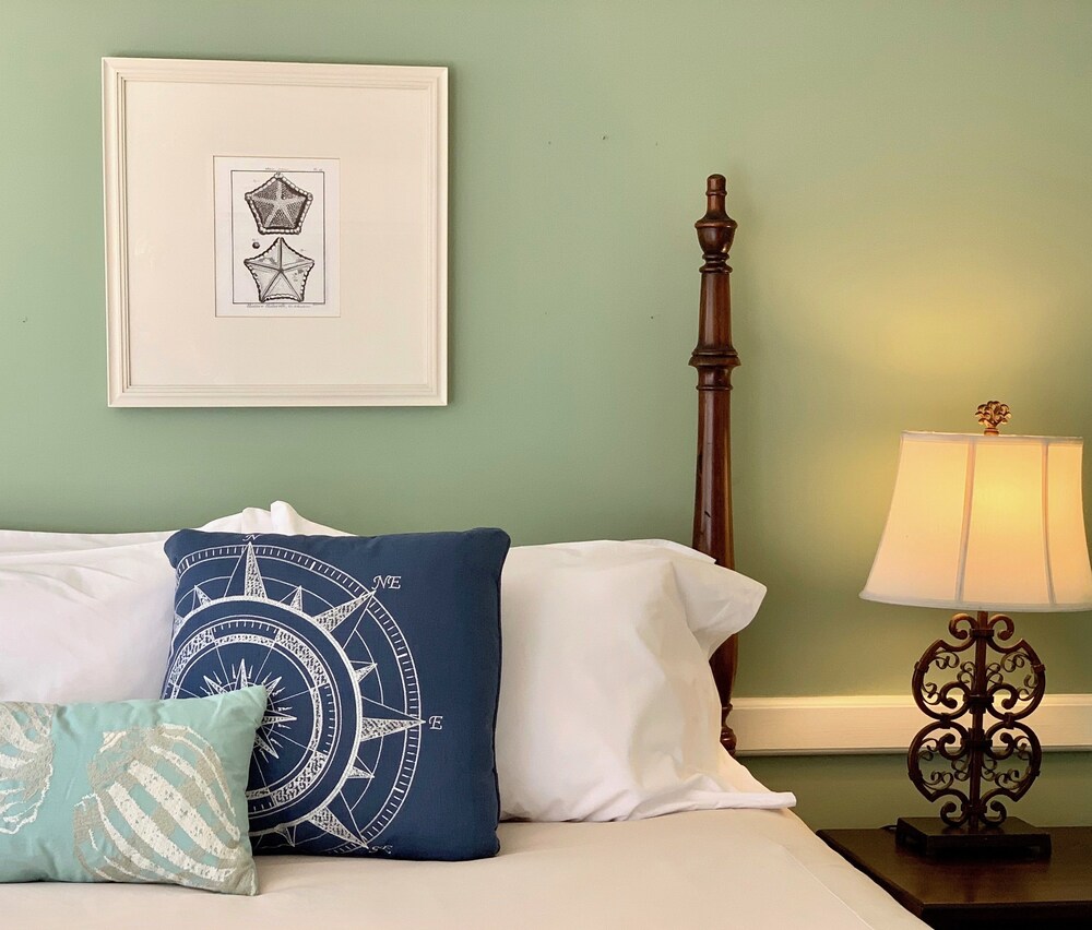 The Oak Bluffs Inn 5876045 — Oak Bluffs