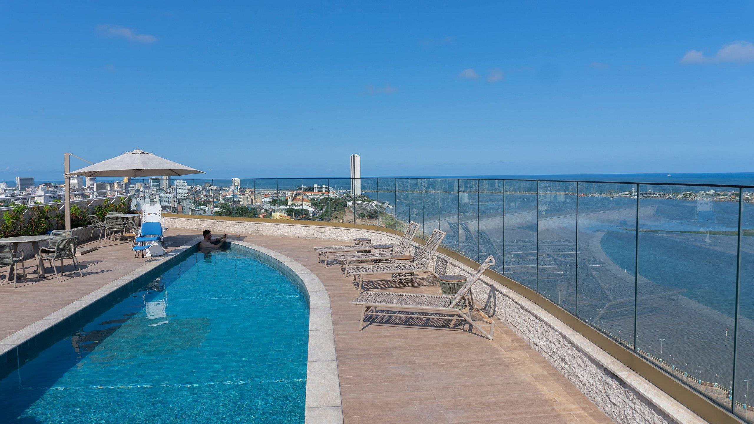 Apartamento em Recife Vista MAR Cais 1404 — 4-Star Luxury Hotel in Recife, Brasil