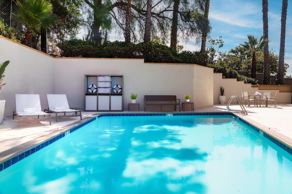 Holiday Inn Express La Mesa Near SDSU by IHG - photo 32
