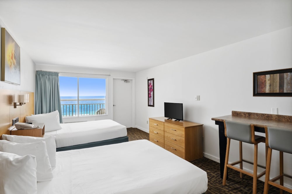 Beach Tower Beachfront Hotel a By The Sea Resort - photo 5