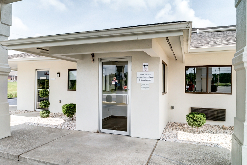 Motel 6 Berea KY - photo 6