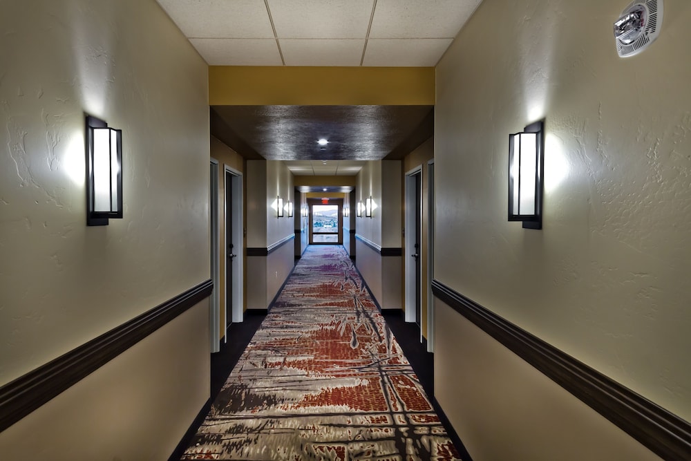 Shoshone Rose Casino & Hotel - photo 23