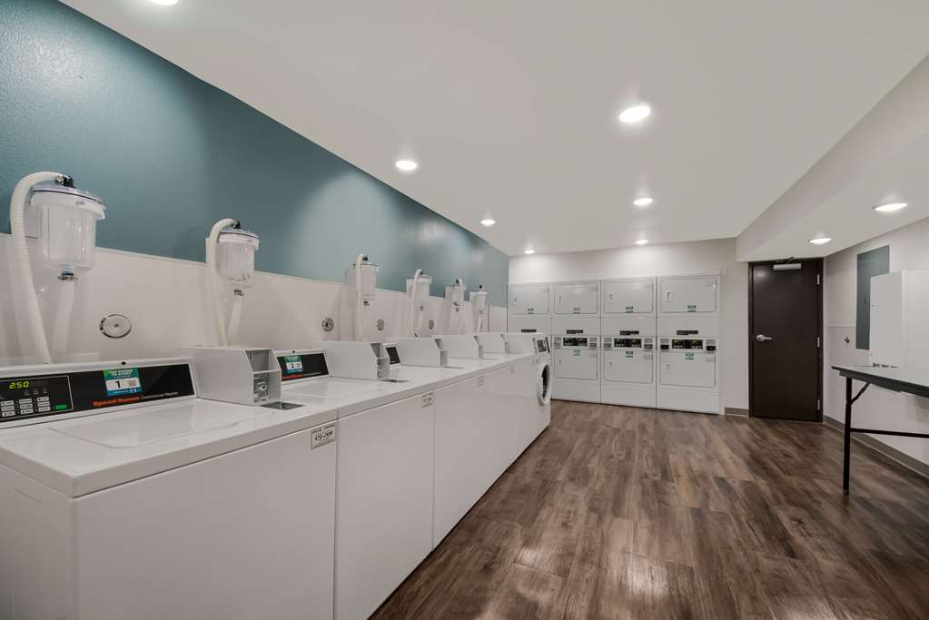 WoodSpring Suites San Antonio UTSA Medical Center - photo 35