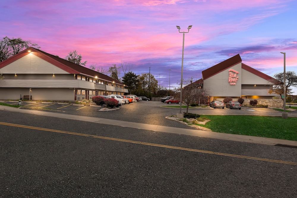 Red Roof Inn Cleveland Independence - photo 41