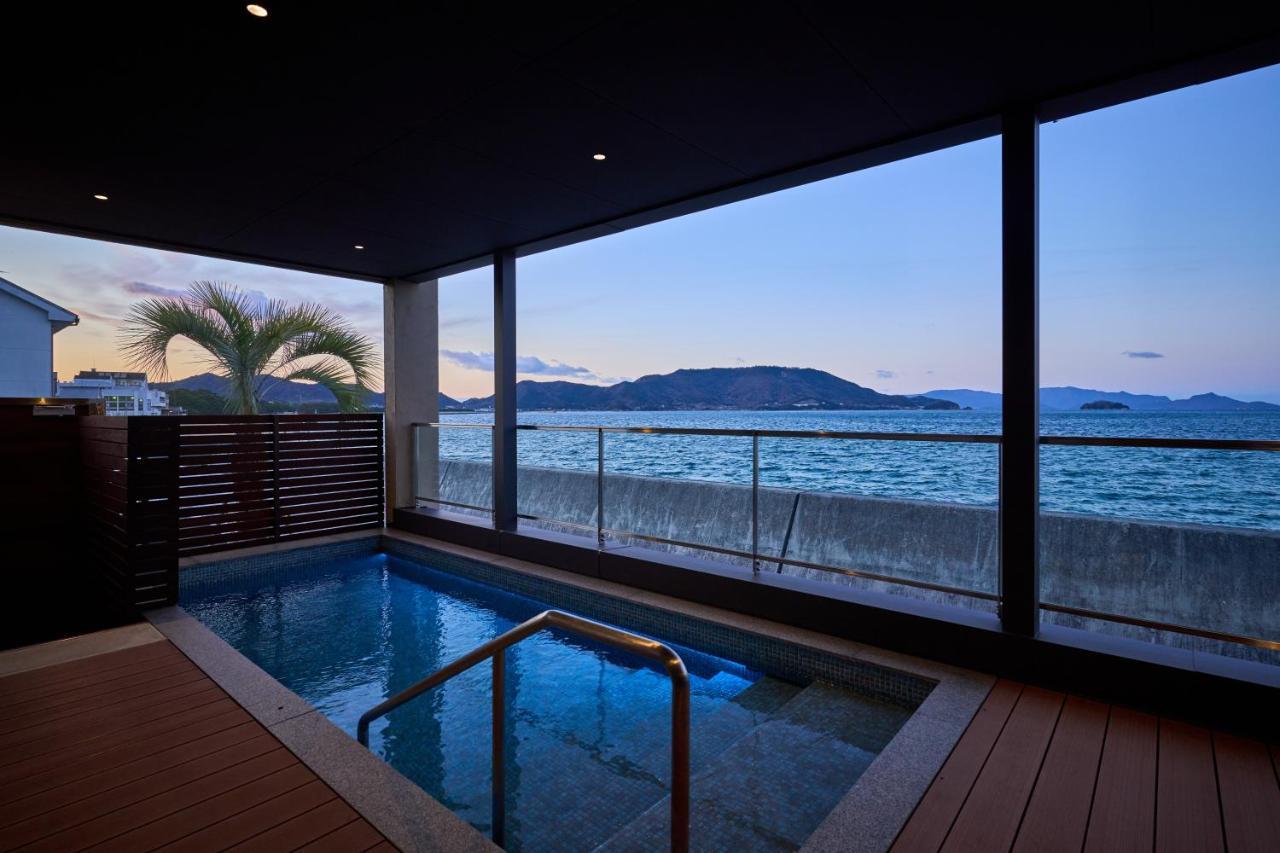Villa Jacoo ヴィラじゃこまる — 4-Star Luxury Hotel in Sanuki, Japan