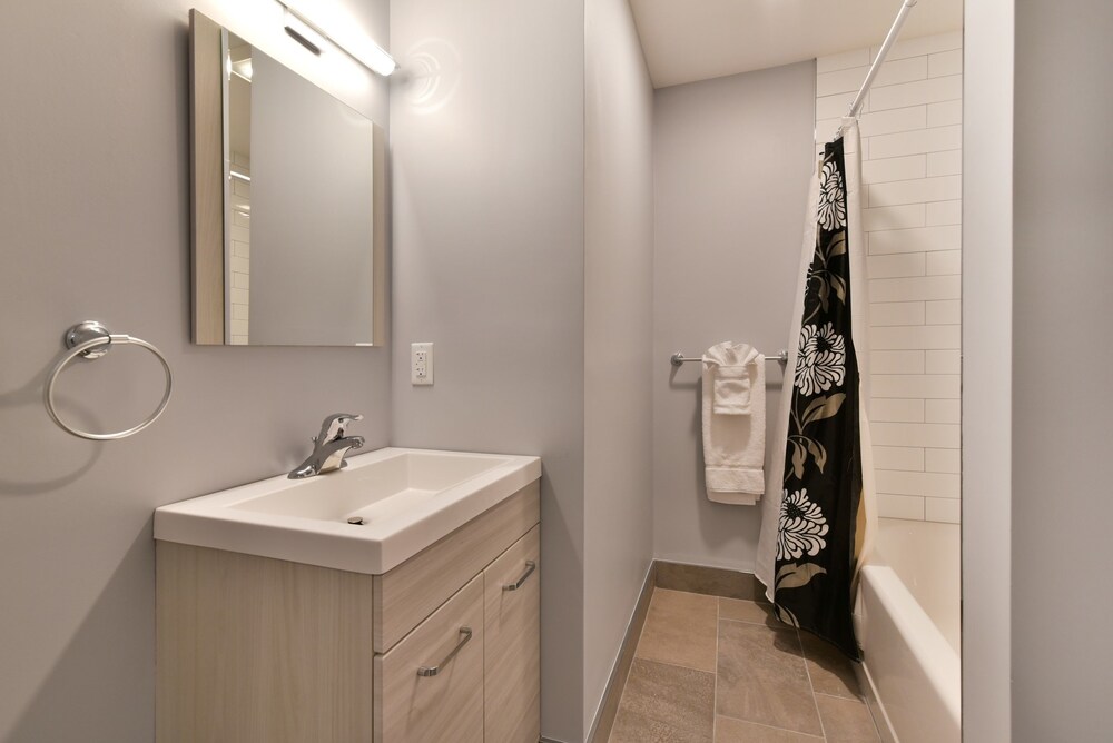 Global Luxury Suites Longwood Medical - photo 39