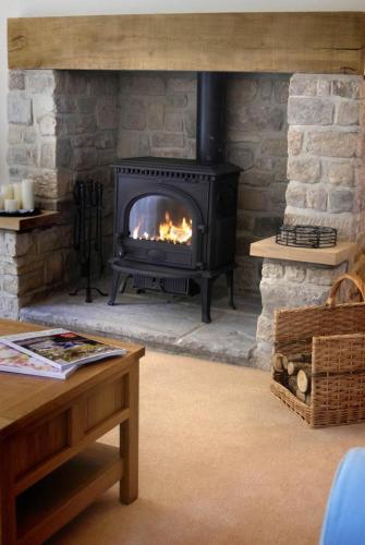 Lake Cottage Middleton Hall Estate — 4-Star Luxury Hotel in Belford, United Kingdom
