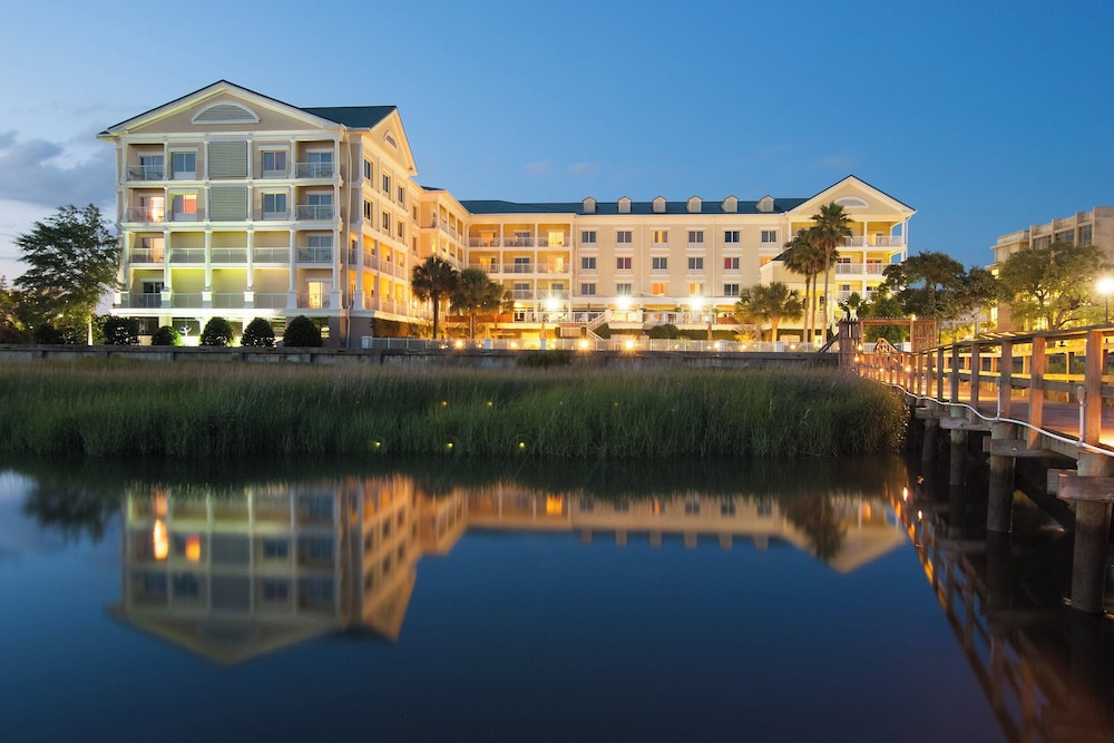 Courtyard Charleston Waterfront by Marriott in Charleston, United States