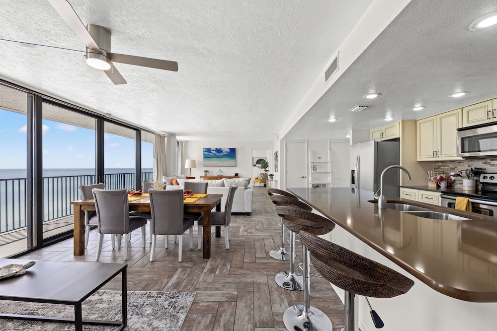 Sandpiper Beacon Beach Resort - photo 302