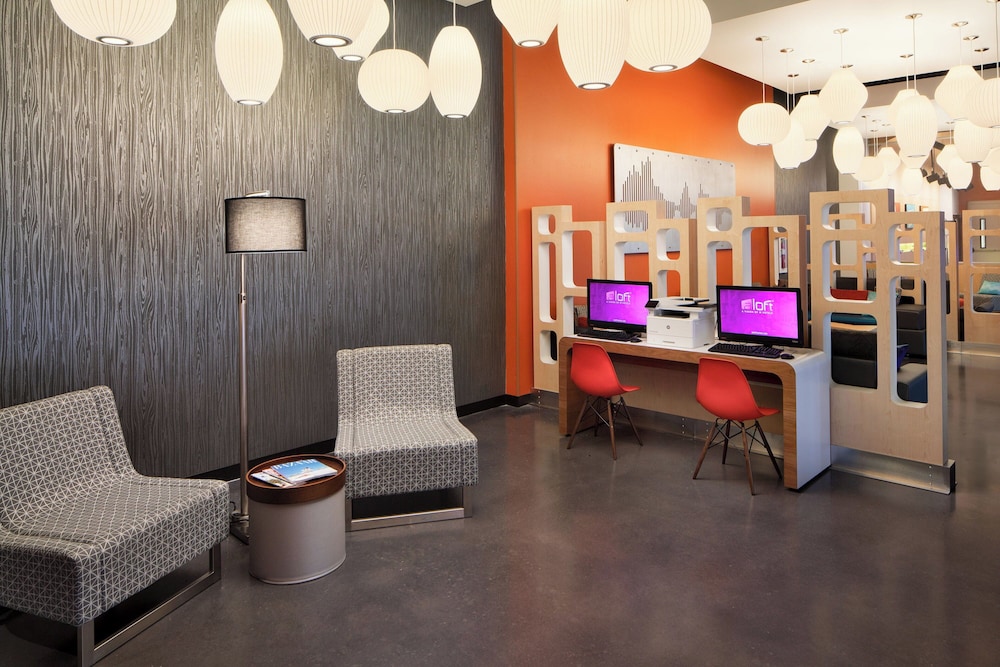 Aloft Seattle Sea Tac Airport - photo 18