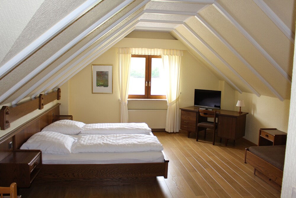 Hotel zum Mühlengarten — Nittel — photo 4