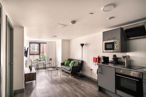 Smart 1 Bedroom Apartment in Liverpool Centre — 4-Star Luxury Hotel in Liverpool, United Kingdom