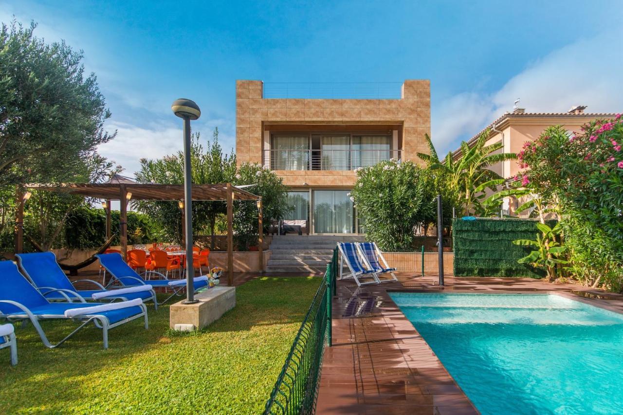 206 Villa Isabel ET2341 by Mallorca Charme — 4-Star Luxury Hotel in Alcudia, Spain