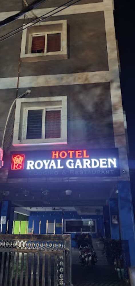 Goroomgo Royal Garden Bhubaneswar in Bhubaneshwar, India