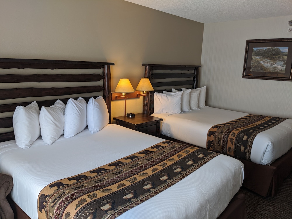 ClubHouse Inn West Yellowstone - photo 14