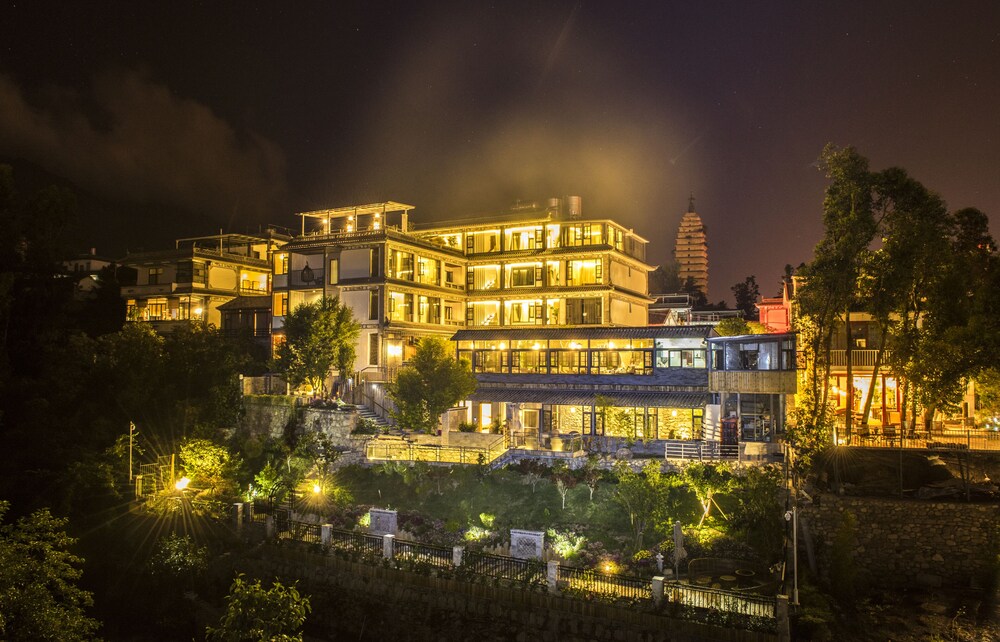 Dali Valley Resort - carbon neutral hotel in Dali