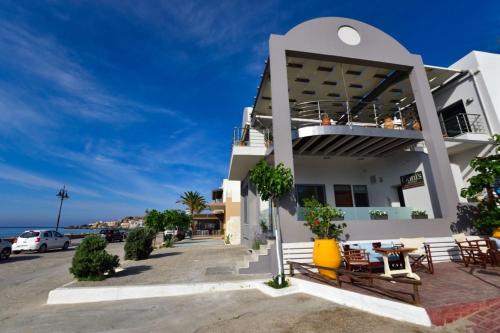 Gonis Grand Luxury Suite — 4-Star Luxury Hotel in Palaiochora, Greece