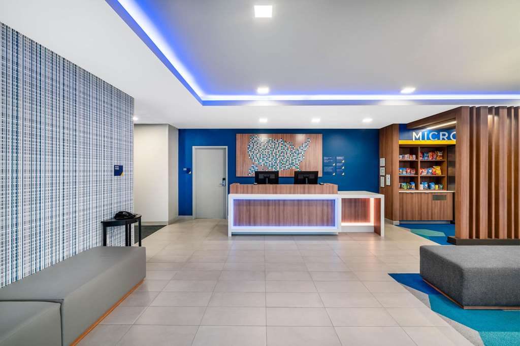 Microtel Inn & Suites by Wyndham Hot Springs - photo 11