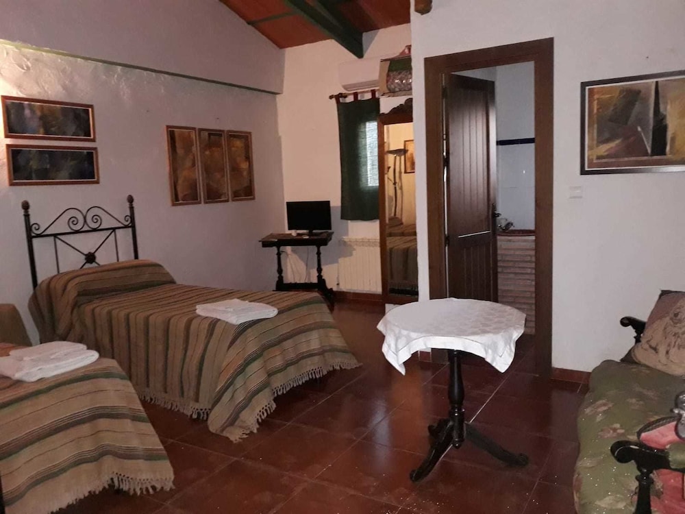 Hotel Rural La Cimbarra — Aldeaquemada — photo 5