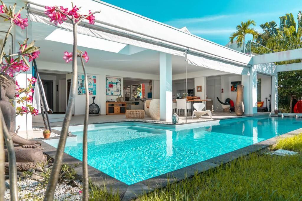 Villa California De Dampierre — 4-Star Luxury Hotel in Le Gosier, Guadeloupe