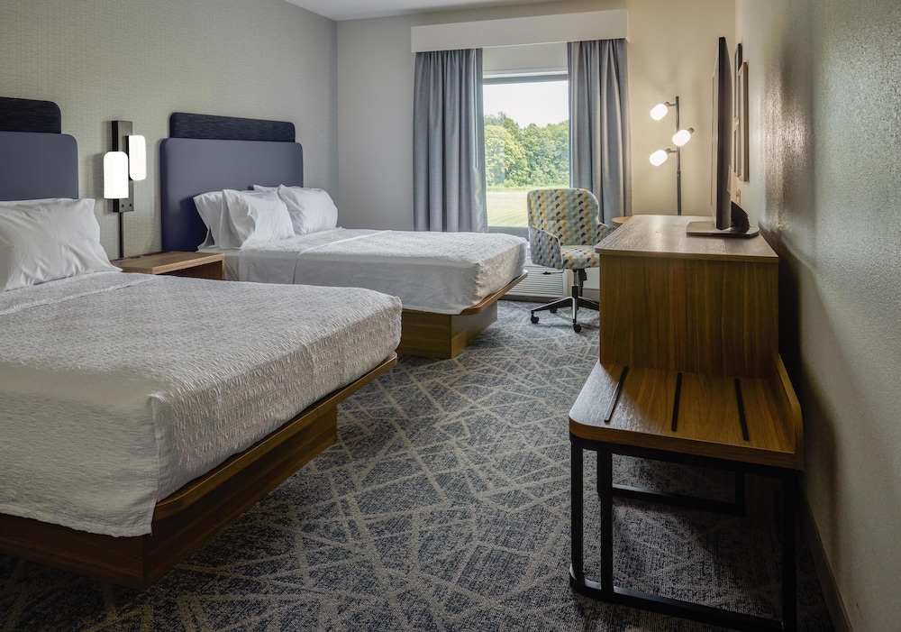 Hampton Inn & Suites Radcliff Fort Knox - photo 26