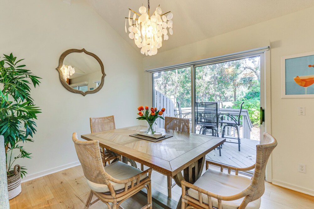Townhome on Golf Course in Shipyard Plantation — 4-Star Luxury Hotel in Hilton Head Island, United States