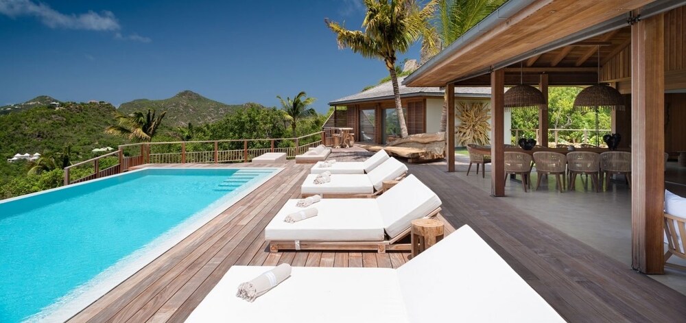 Villa Ixfalia — 4-Star Luxury Hotel in Gustavia, Saint Barthelemy