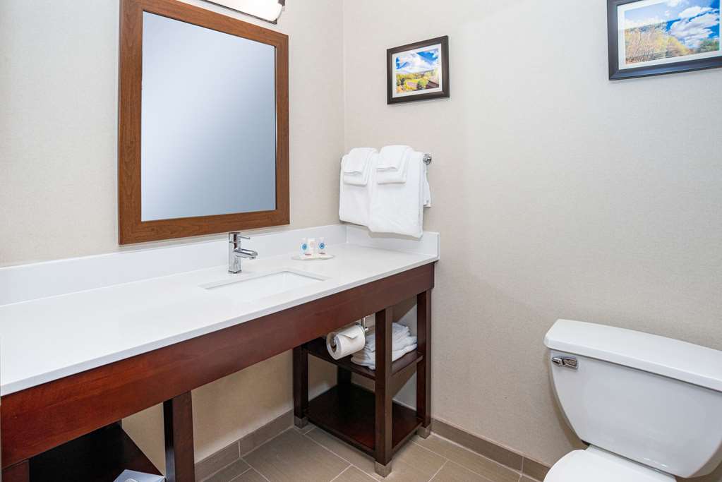 Comfort Inn Naugatuck Shelton CT - photo 5