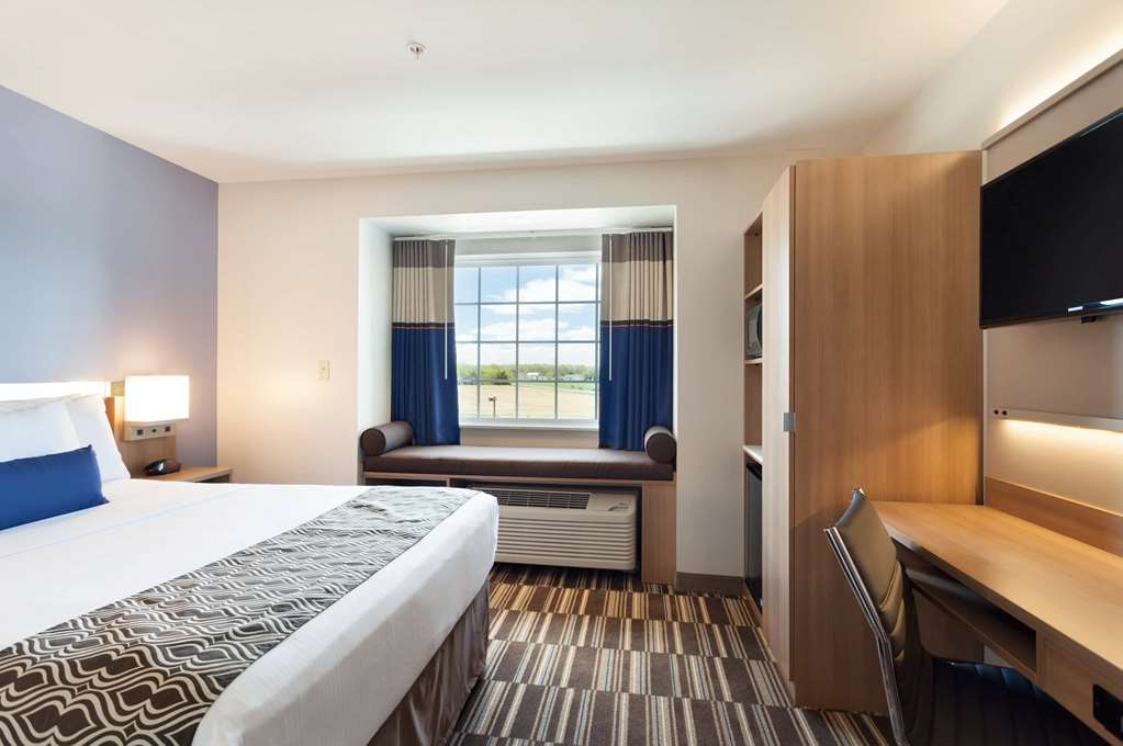 Microtel Inn & Suites by Wyndham Liberty NE Kansas City Area - photo 17