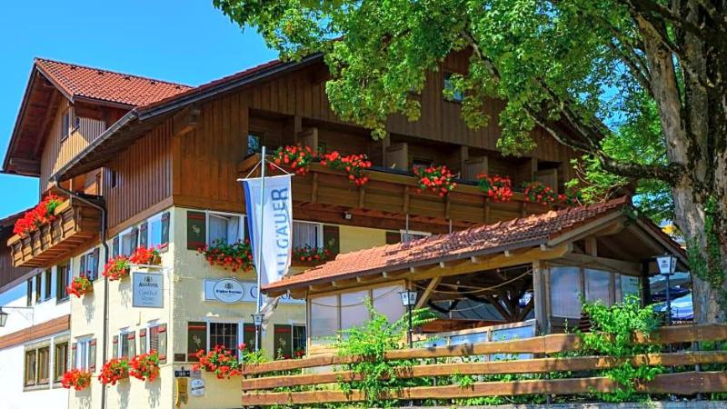 Hotel Gasthof Rose - carbon neutral hotel in Nesselwang