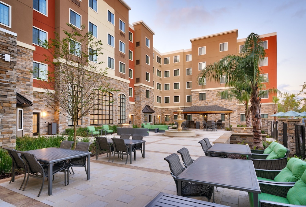 Staybridge Suites Gainesville I 75 by IHG - photo 34