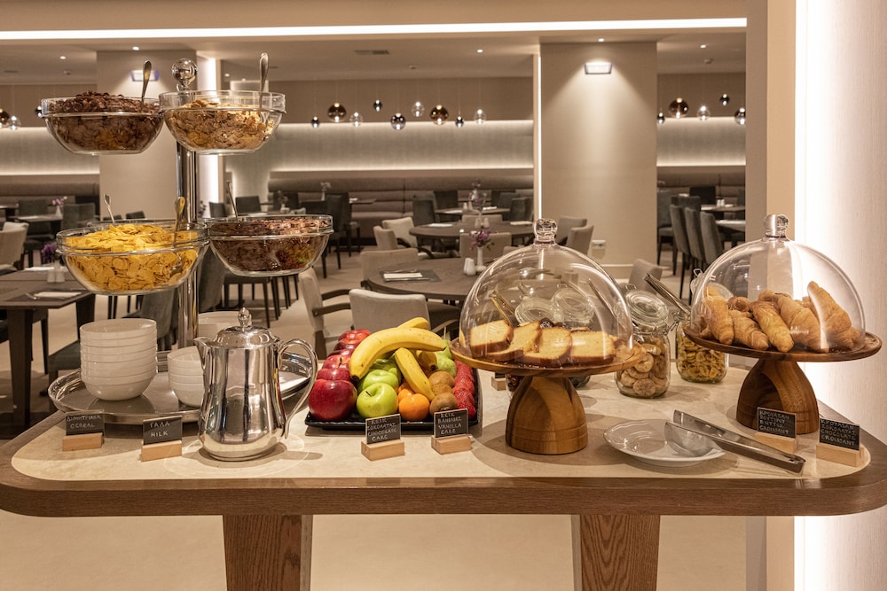 מזון ומשקאות