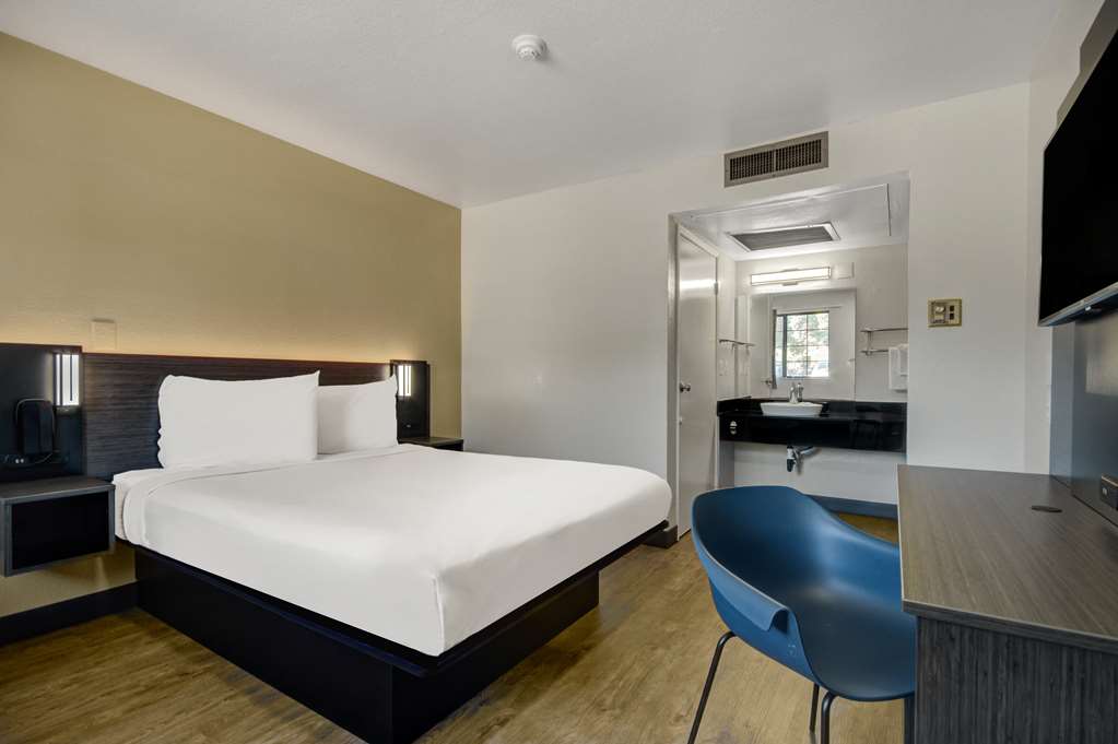 Motel 6 Lompoc CA - photo 17