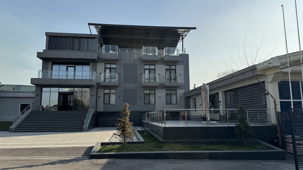 Rayyan Hotel Express in Salor, Uzbekistan