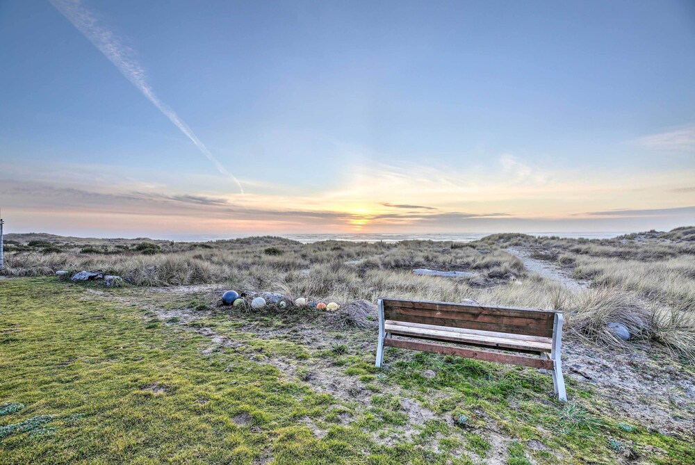Sanderling Sea Cottages Unit 3 With Private Balcony — Waldport