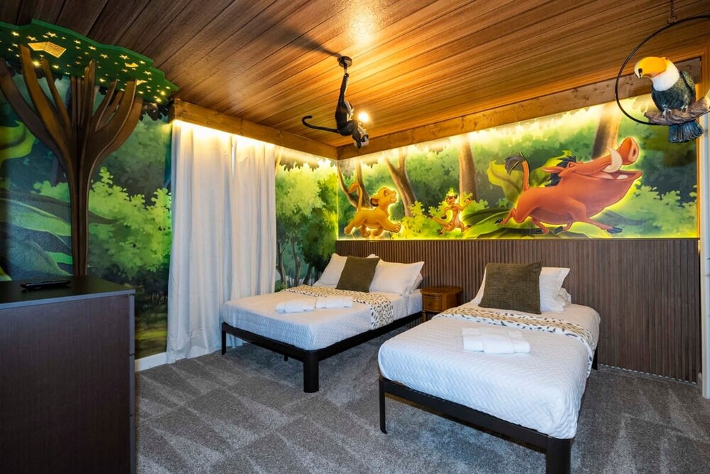 Ultimate Luxury Retreat star Wars Game Room More - photo 56