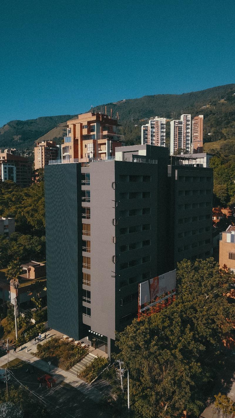 Versus Hotel — 4-Star Luxury Hotel in Medellin, Colombia