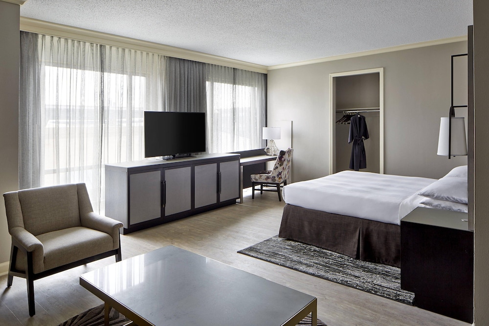 Dallas Plano Marriott at Legacy Town Center - photo 6