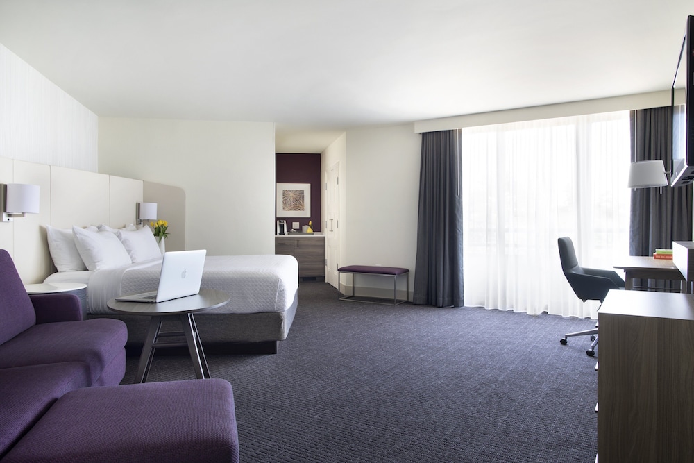 Crowne Plaza Atlanta Perimeter at Ravinia by IHG - photo 9