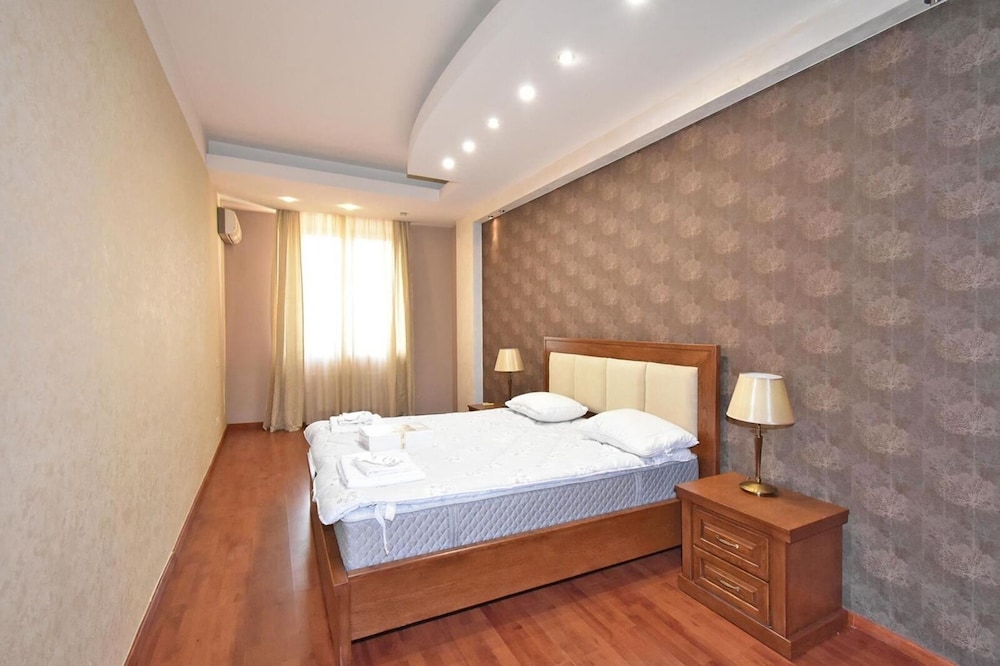 Deluxe apartment — 4-Star Luxury Hotel in Yerevan, Armenia