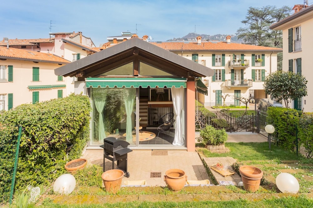 Vico Garden 203 in Como — 4-Star Luxury Hotel in Como, Italy