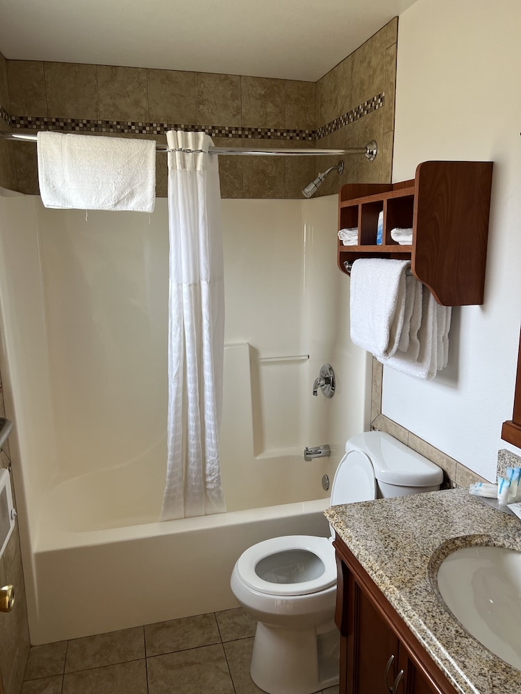 All Star Inn & Suites - photo 287