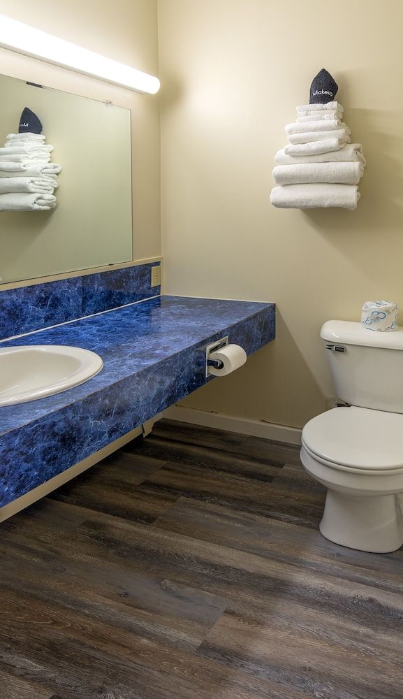 Brookside Inn - photo 3