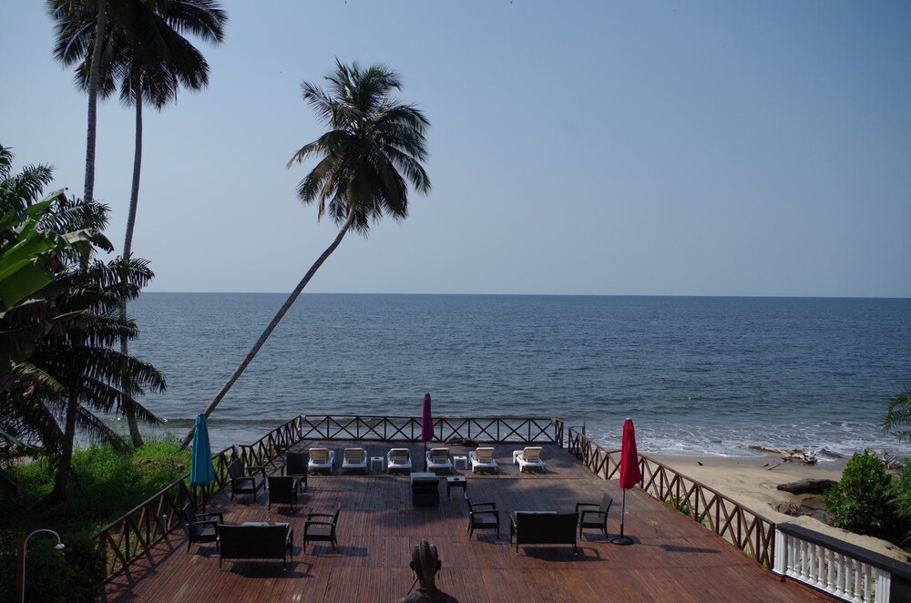 Hotel Le Cardinal in Kribi, Cameroon